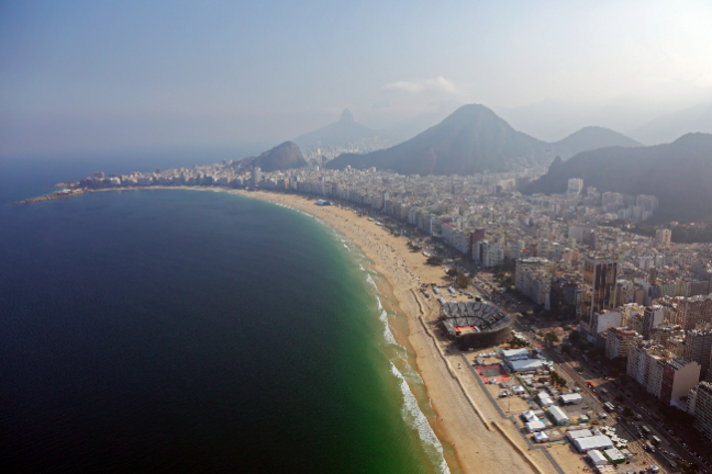 La arena de Voley Playa, en la mítica playa de Copacabana. (Foto: Getty Images/Michael Heiman)